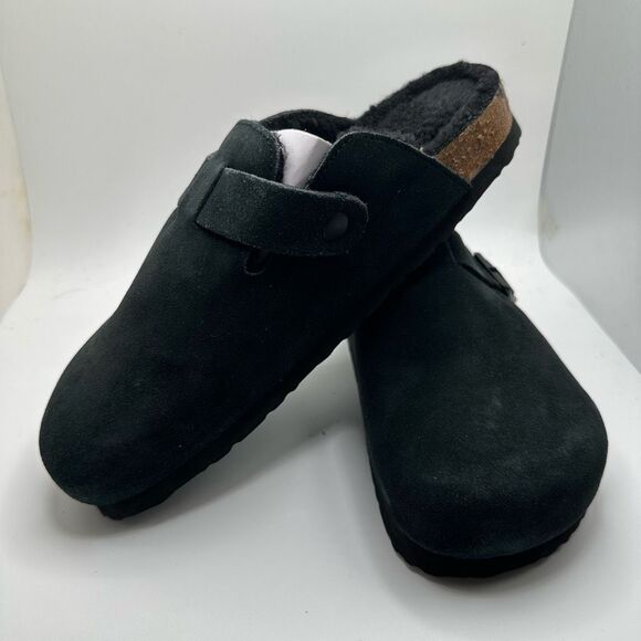 CUSHIONAIRE Women's Hana Cork footbed clog with Genuine Leather upper, Faux Fur - Picture 7 of 7